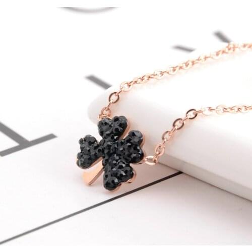 Necklaces for womens black rose gold Grass pendant lucky necklace stainless steel chain necklace jewelry on the neck wholesale