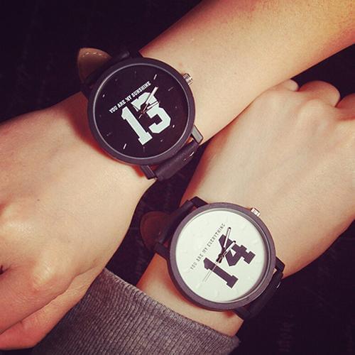Men Women Couple Lover Number Dial Faux Leather Quartz Matching Wrist Watch hot