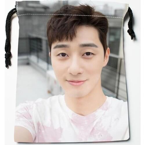 New Park Seo Jun Kpop Drawstring Bags Dust-Proof Fashion Print Fabric Storage Bags Boys Girls Birthday Gift Bag Size 18X22cm
