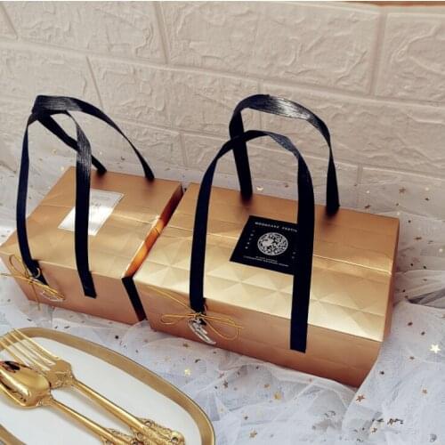 Baby Shower Birthday Party Supplies Golden gift box packaging New year 2021 hand-held gift boxes carton moon cake box