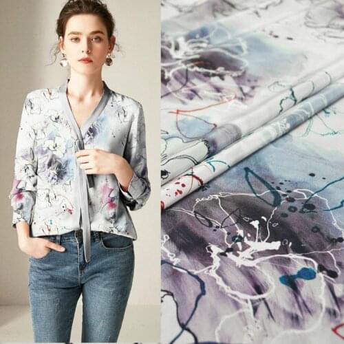 Printed crepe de chine silk fabric anti-wrinkle dress crepe fabric meter breathable natural silk fabric wholesale silk cloth