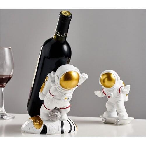 Astronaut Wine Rack Resin Wine Holder Figure Figurines Creative Handmade Restaurant Bar Stand Bracket Display Stand Home Decor