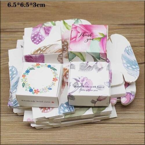 50Pcs White Kraft Paper Box For Candy Cake Packaging Boxes Small Party Favor Handmade Soap Gift Box 6.5x6.5x3cm
