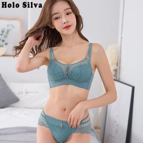 Fashion Sexy Lace Comfortable Underwear Hot-selling Womens Thin Wireless Lace Bra Luxurious Vintage Lace Embroidery Push Up Bra