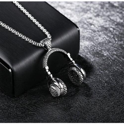 Free Fan DJ Music Headphone Pendant Necklace Long Chain Men Women Hip Hop Jewelry Rock Headset Necklace Male Gift