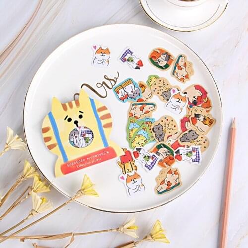 30pcs Kraft Paper Label Stickers Cartoon Cat Seal Sticker Animal Adhesive Seal Labels For Greeting Cards Gift DIY Decoration