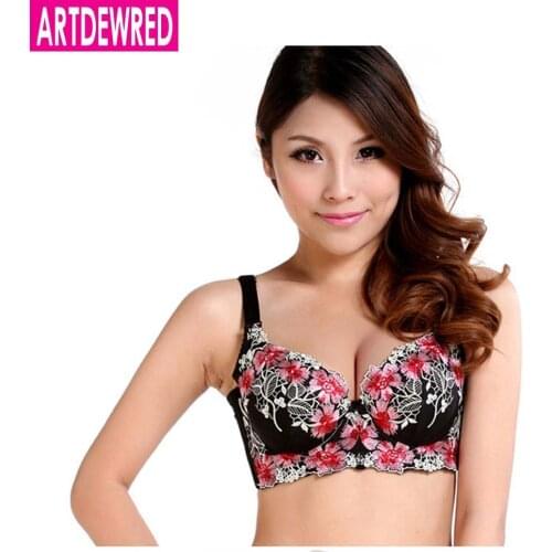 Hot 2018 Sexy 3/4 cup lace push up bra large size sexy women underwear vice milk thin section cup B C cup bra for women