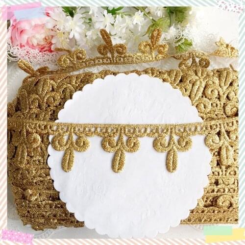 5Yds/lot 5.2cm Wide Gold Wavy Leaf Hollow Floral Venise Lace Trim with Design for Wedding Bridal,Garment Decoration