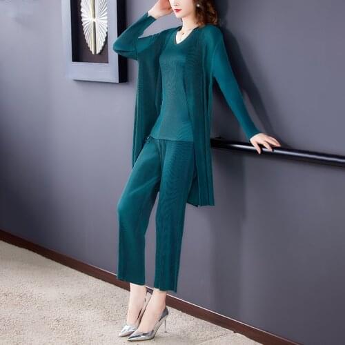 Spring Autumn New Miyak Pleated Japanese Style Large Size Loose Fashion Mature and Elegant Three-piece Woman Pleated Clothing