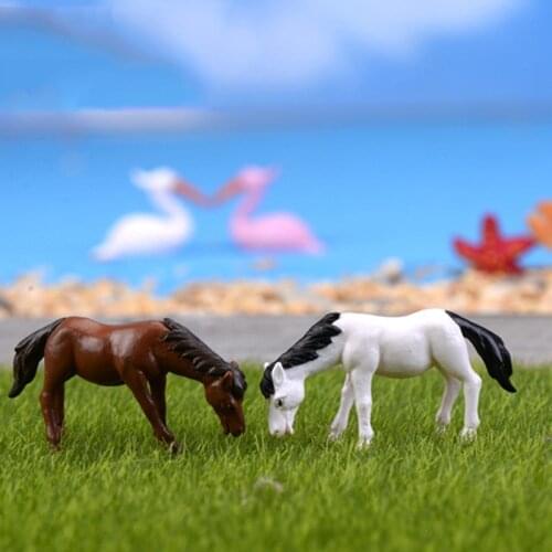 ZOCDOU 2 Pieces Fine Horse Moss Grassland Model Small Statue Figurine Mini Crafts Ornament Miniatures DIY Home Garden Desk Decor