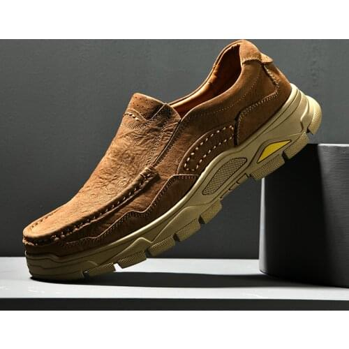 Men Casual Shoes slip on Loafers Sneakers Genuine Leather Handmade Retro Leisure fashion Shoes Fashion Mens Shoes Moccasins