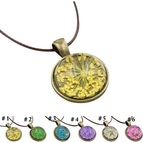 Women Fashion Dried Flower Necklace Natural Pressed Flower Necklace Round Pendant Necklace Chains Jewelry for Women