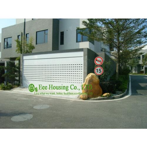 White Color Remote control Galvanized steel garage door with Sandwich panel panel, Garage Door Factory in China