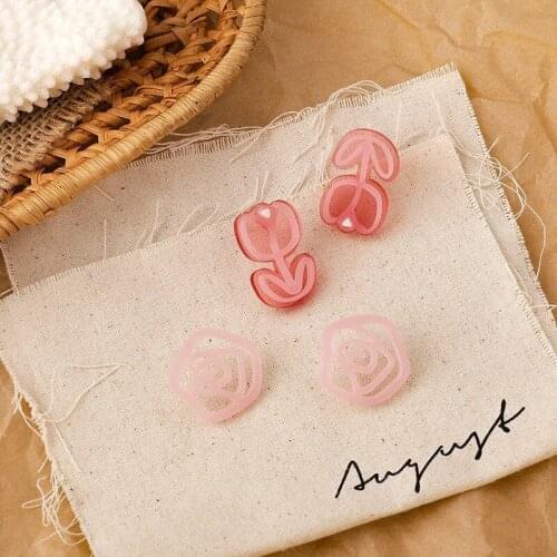 U-Magical Charming Asymmetry Arcylic Pink Tulip Dangle Earrings for Women Textured Plant Party Earrings Jewelry Pendientes