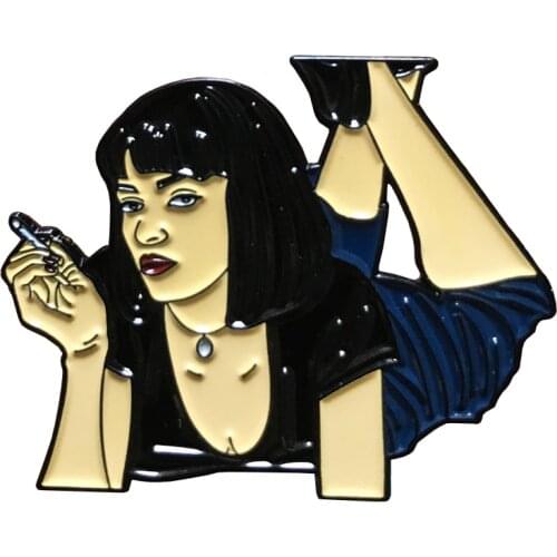 Classic Movie Mia Wallace Pulp Fiction Punk Girl Enamel Brooch Pins Badge Lapel Pin Alloy Metal Fashion Jewelry Accessories