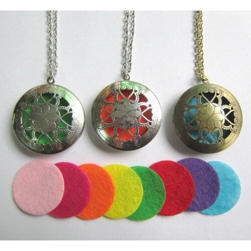 Openable aromatherapy essential oil diffuser Pendant necklace1pc necklace with 8pcs felt pad
