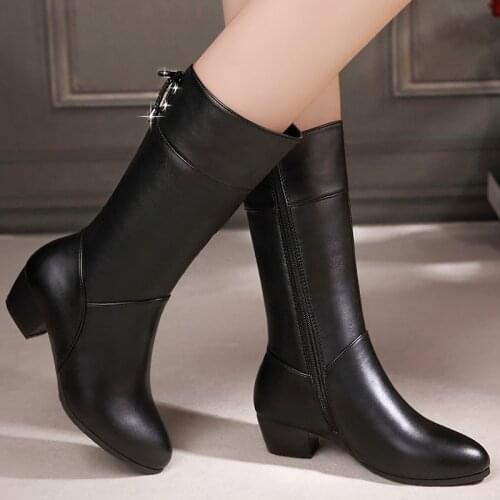 Rubber boots for women Black PU Leather 2020 Womens shoes Mid-Calf Boots Non Slip Design Spring Winter shoes