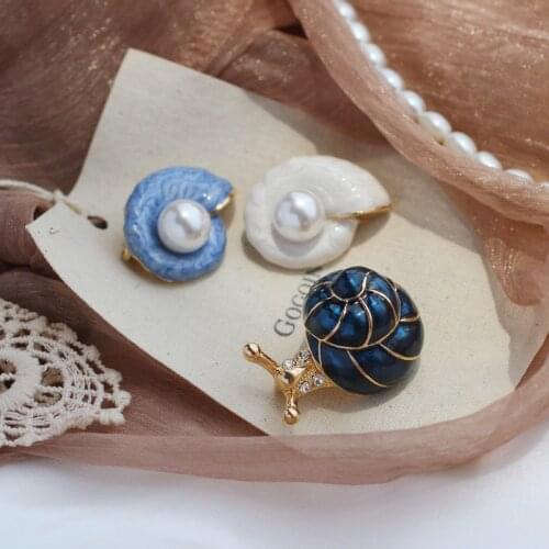 Japan&Korean Retro Enamel Conch Little Snail Brooch Summer Ocean Girl A Corsage Pin Elegant Accessories For Women
