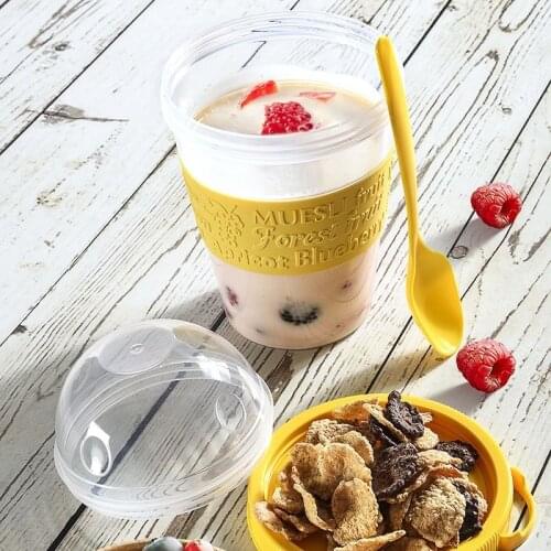 Take Away Yogurt Milk Food Box Easy To Carry Ergonomic Design Muesli Fruit Cornflakes 500ml And 600ml Multi Color Option Plastic