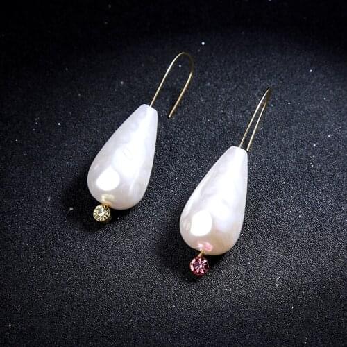 Elegant Fashion Jewelry Luxury Crystal Imitation Pearl Acrylic Earrings For Women Charm Long Earrings Wedding Dress Accessories