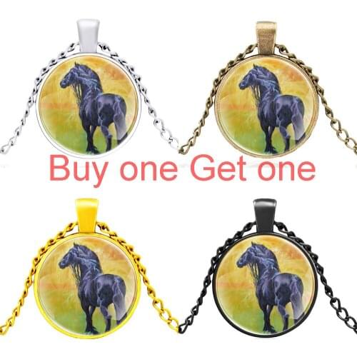 New Arrival Elegant Horse Design Glass Dome Pendant Necklace Men Women Charm Jewelry Accessories Birthday Gift