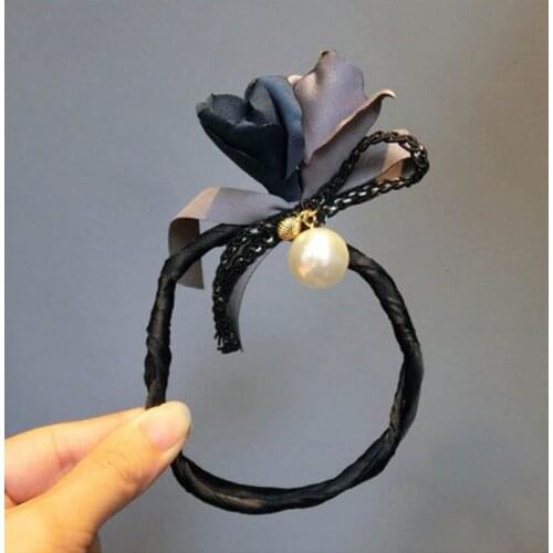 Q Woman Flower Donuts Headband Magic Bun Maker Girl Hair Big Pearls Ribbon Wild Hair Ring DIY HairStyle Tool Hair Accessories