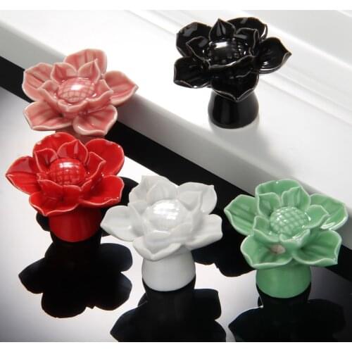 1set lotus flower Ceramic Knob Furniture Handles Wardrobe Door Pull Drawer Kitchen Cupboard Cabinet 43mm Home Decoration w/screw