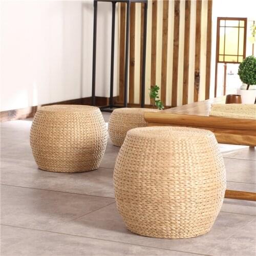 Straw futon low stool living room low stool sofa stool small stool round block tatami stool shoes changing stool