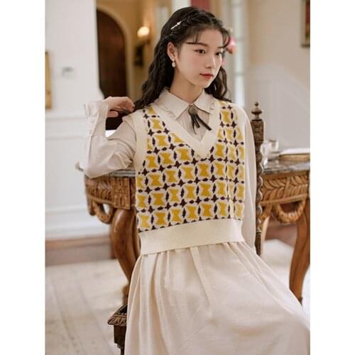 Fall/Winter Retro Vest Japanese Sweet Women Knitted Coat Korean Casual Sweaters Sleeveless V-neck Tops Young Jacket Autumn Lady