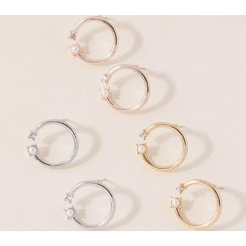 New 2020 Pearl Rhinestone Stud Earrings for Women Alloy Round Zircon Piercing Earring Korean Style Fashion Jewelry Accessories