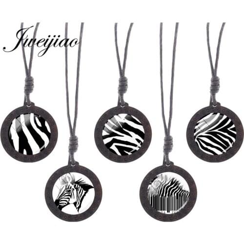 JWEIJIAO Vintage Animal Zebra Texture Wooden Charm Necklace Round Glass Cabochon Pendant Choker Statement Collier J463