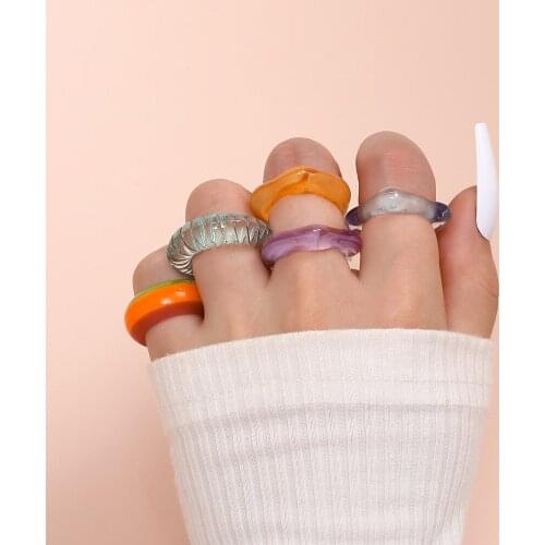 Minimalist Transparent Colourful Acrylic Irregular Chunky Rings for Women Trendy Geometric Round Croissant Rings Jewelry Gifts
