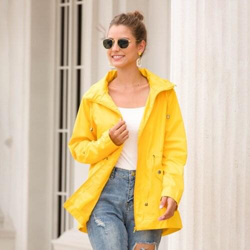 Womens autumn and winter style hooded pockets with belt waist zipper fashion casual water repellent fabric windbreaker