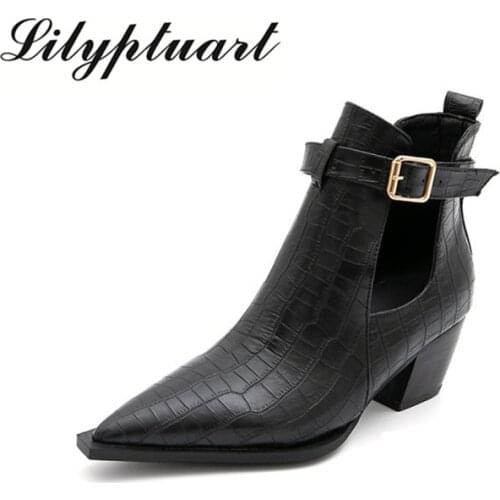 Baotou sandals women 2020 spring and summer new European and American hollow high-heeled shoes rough heels stone sandals in Rome