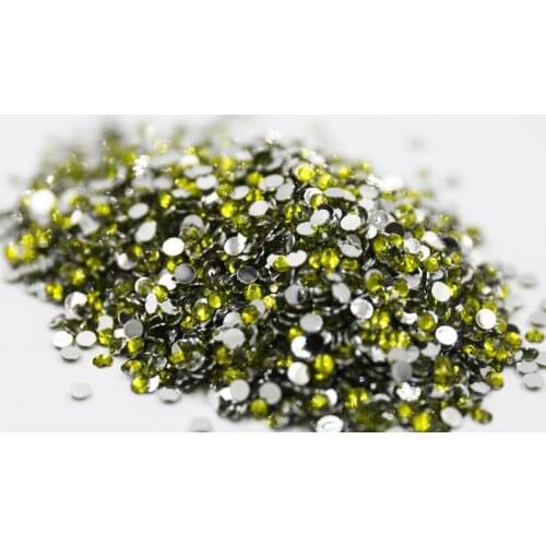Olivine Color 3~6mm Factory Flatback стразы Resin Non hotfix Rhinestones in Bulk Package Plastic Nail Art Decoration for Garment