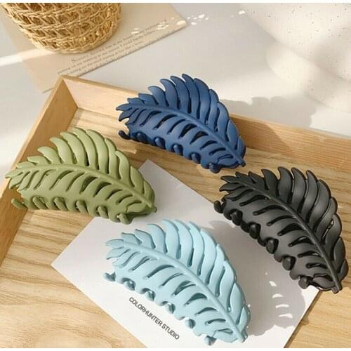 Women girls Simple Leaf Solid Color Hair Clamp clips Hairpins hair grips Face wash makeup Barrettes girls Hair accessories