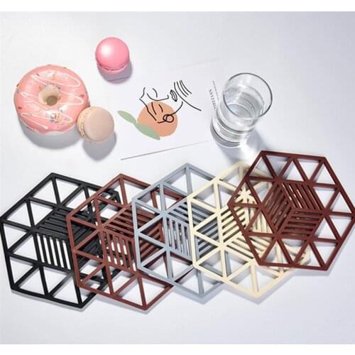 Rubber Trivet Mat Heat Resistant Coaster Pot Holder Geometric Hollow Drink Cup Mat Table Placemats Kitchen Accessories