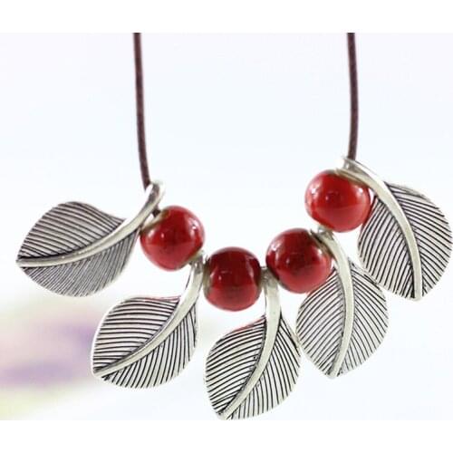 12 Pieces/Lot Women Necklace Jewlery Ceramics Red Color Beads Pendant Long Braided Chain Leaves Pendants Charm Statement Choker
