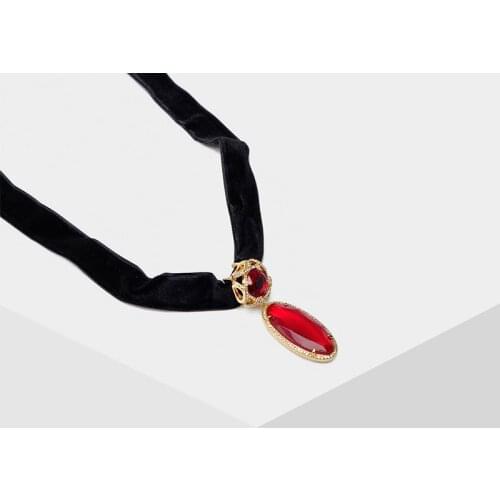 Amorita boutique Vintage Chokers