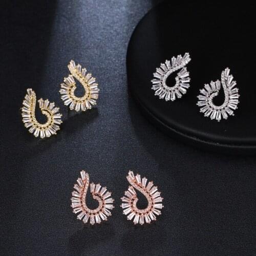 Fashion Luxury Petal Drop Crystal Clear Zircon Earrings For Women Gold Cute Earrings Wedding Accessory Trendy Female Jewelry