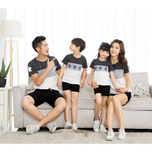 Family Matching Outfit Father Mother Daughter Son Family Look T-Shirt 2019 Summer Cotton Short Sleeve Family Matching Clothes