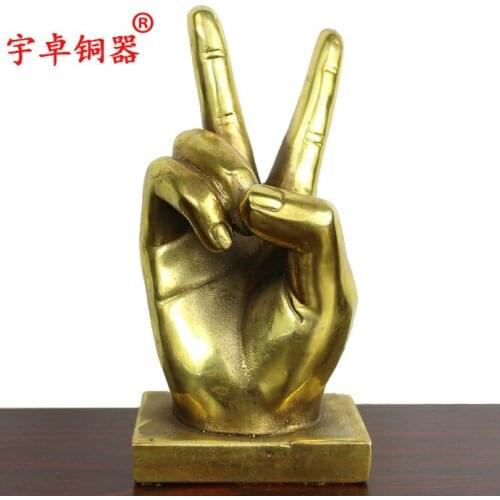 Yu Zhuo bronze copper s ornaments victory sign in the hands of abstract arts and s office decorationroom Art Statue