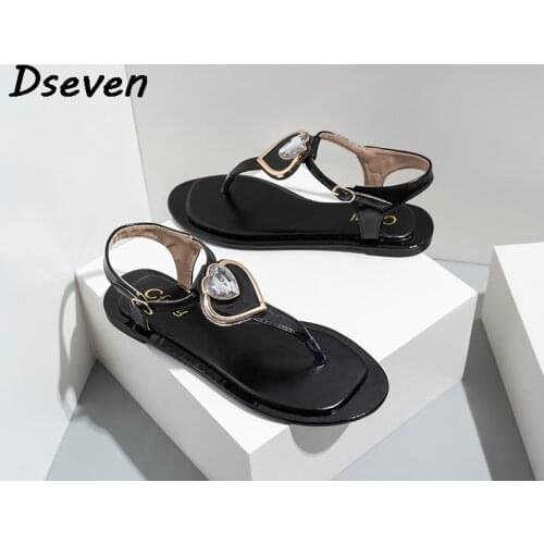 2021 Summer Womens Sandals Heart Shaped Rhinestone flip-flops T-type Sandals Fashion Casual Flat Beach Shoes Female Sandals