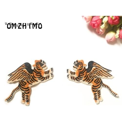 High quality embroidered small fly Tiger wings Patch Sewing Applique sew on Patches Shirt Bag Jacket Badges for Clothing Animal