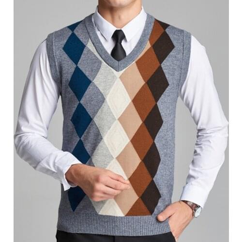 Mens Wool Vest Pullover Autumn Swinter Warm V-neck Sleeveless Argyle Cashmere Clothes Knitted Cotton Casual Male Sweaters
