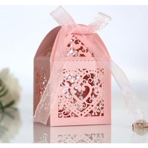 50PCS Wedding Party Favor Box Paper Love Heart Laser Cut Gift Candy Box Hollow With Ribbon For Bridal Shower Valentines Day