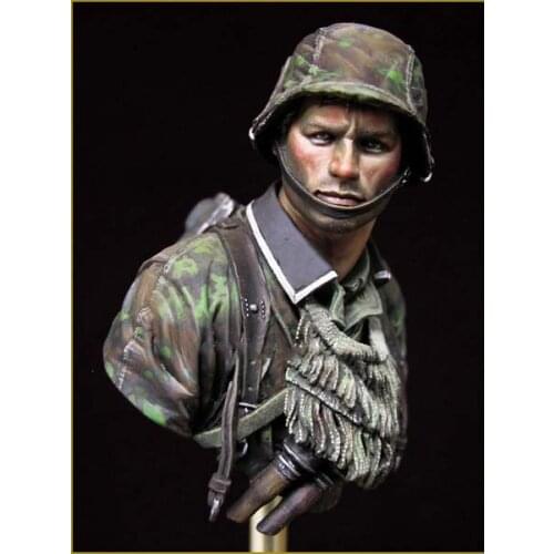 1/10 Scale Resin Bust Soldier At the front