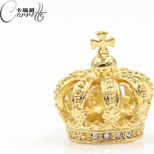 1 pieces Free shipping Gold Men and women 's brooch Fun Crown brooch collar buckle KLJ1389