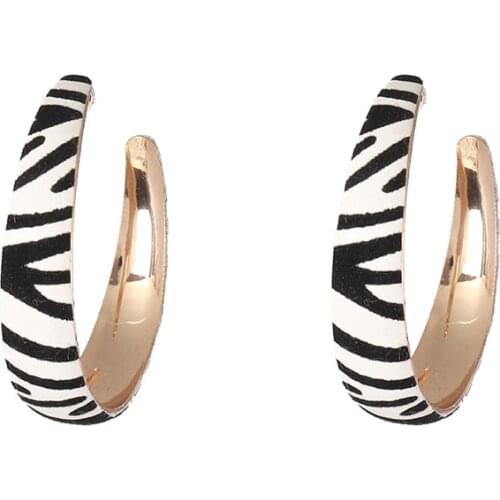 2021 Ins Trendy Black White Stripes Zebra Printing Round Minimalism Hoop Earrings Korean Fashion Women Party Jewelry