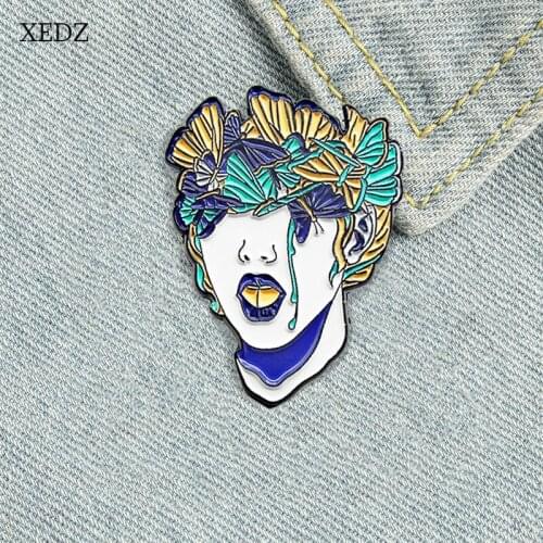 XEDZ Death Butterfly Head Enamel Brooch Cartoon Horror Sculpture Art Badge Clothing Backpack Jewelry Gift